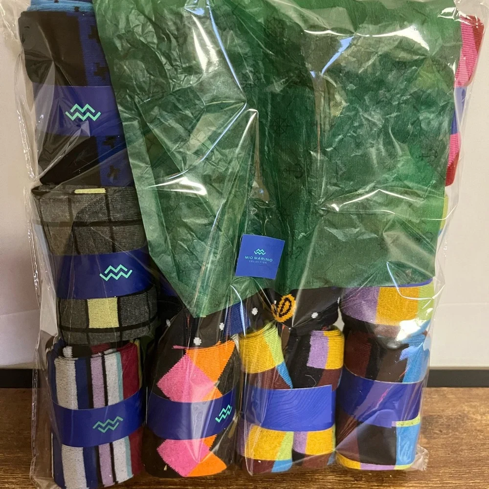 Colorful Patterned Men's Socks Set - Picture 3 of 5